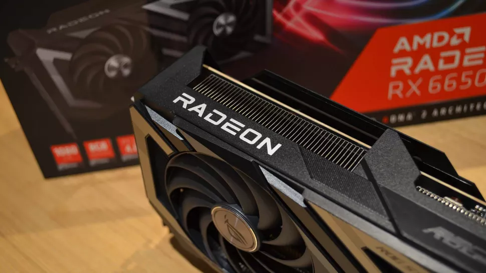 La AMD Radeon RX 6650 XT es una buena tarjeta de 1080p