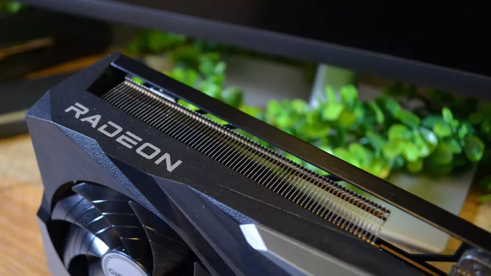 La AMD Radeon RX 6950 XT es la tarjeta insignia que deberíamos haber comprado hace un año